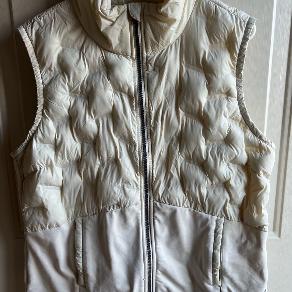 CALIA women’s cold dash run vest. XL